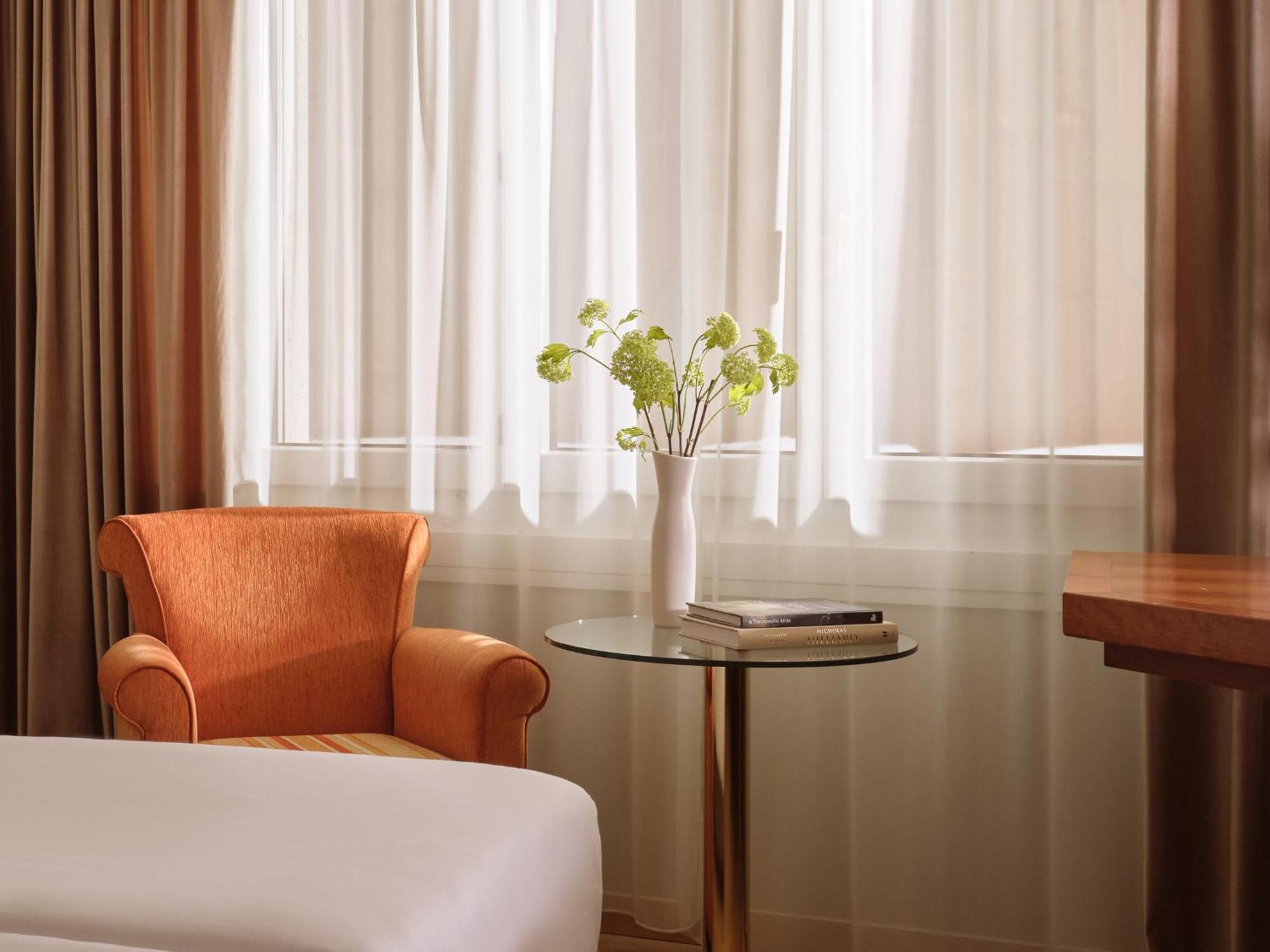 Precise Tale Seehof Davos Room photo A room at the hotel