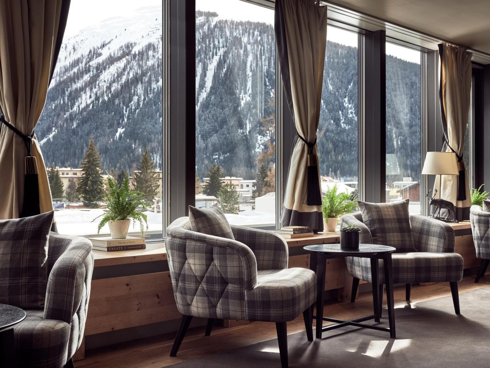 Precise Tale Seehof Davos Exterior photo The lounge at the Hotel Axelmannstein