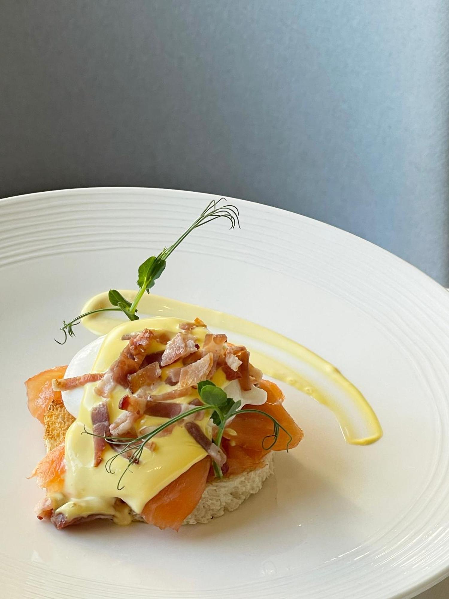 Precise Tale Seehof Davos Exterior photo A modern take on a traditional English breakfast